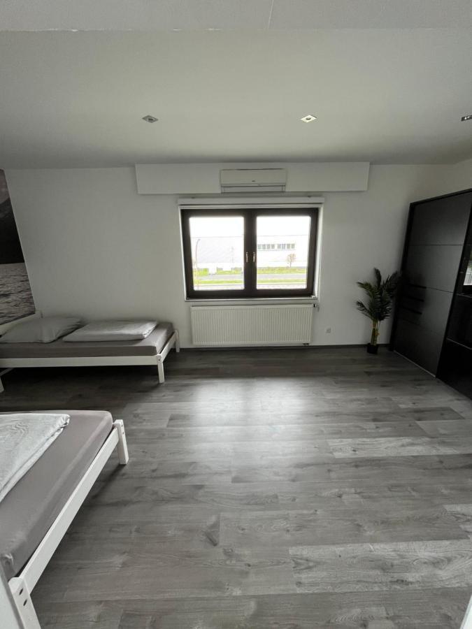 Messewohnung/Ferienwohnung Kolonia Zewnętrze zdjęcie